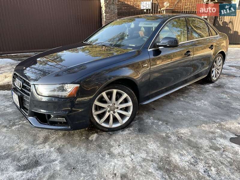 Седан Audi A4 2013 в Киеве