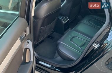 Седан Audi A4 2012 в Львове