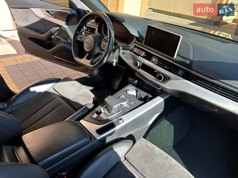 Універсал Audi A4 2019 в Івано-Франківську