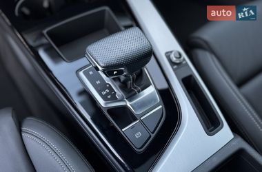 Седан Audi A4 2022 в Ровно