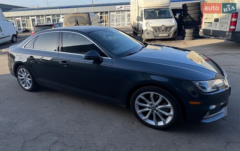 Седан Audi A4 2018 в Киеве