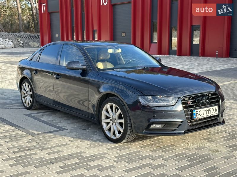 Седан Audi A4 2012 в Львові