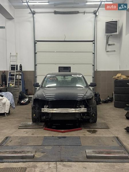 Седан Audi A4 2013 в Ровно