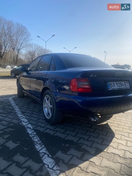 Седан Audi A4 1998 в Хмельницком