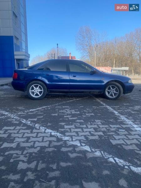 Седан Audi A4 1998 в Хмельницком