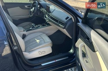 Седан Audi A4 2017 в Львове