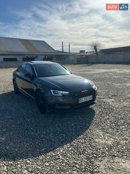 Седан Audi A4 2017 в Львове