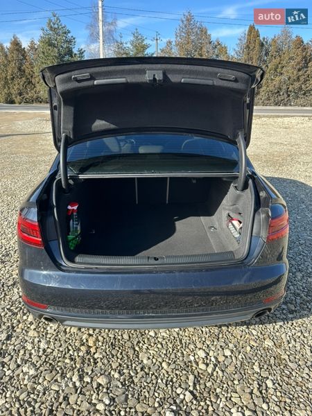 Седан Audi A4 2017 в Львове