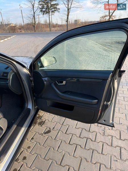 Седан Audi A4 2002 в Снятині