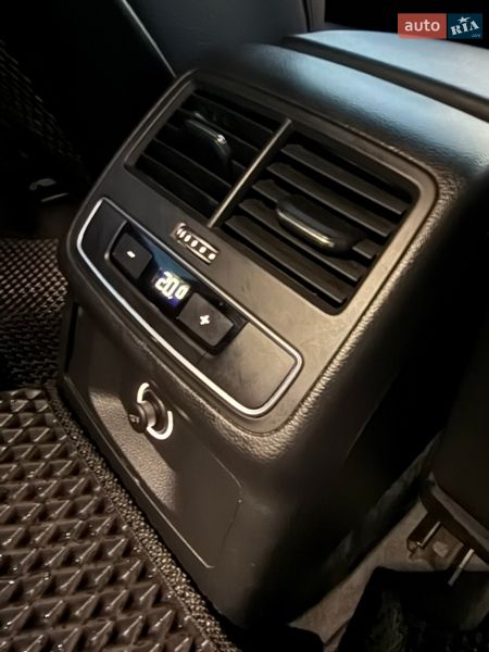 Седан Audi A4 2016 в Києві