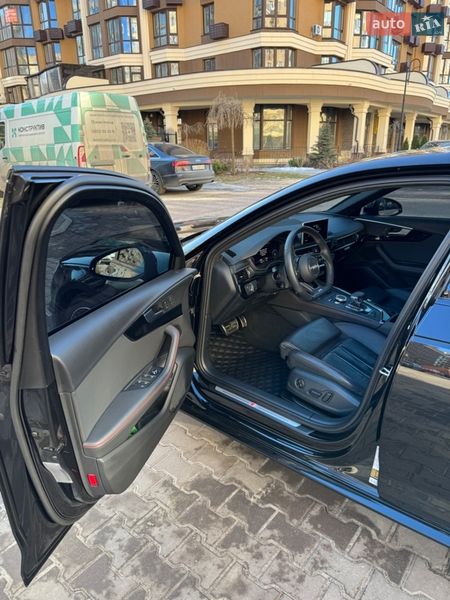 Седан Audi A4 2019 в Киеве