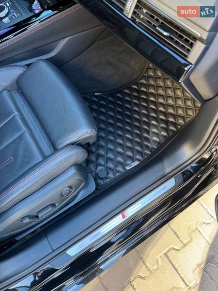 Седан Audi A4 2019 в Киеве