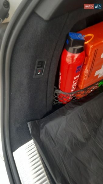 Универсал Audi A4 2018 в Ужгороде