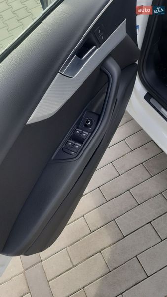 Универсал Audi A4 2018 в Ужгороде