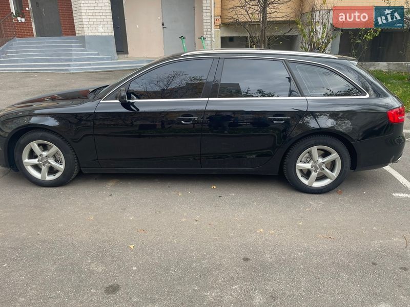 Універсал Audi A4 2012 в Вінниці