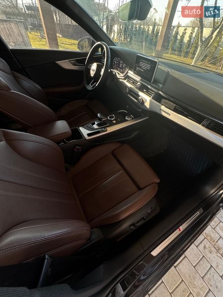 Седан Audi A4 2017 в Косове