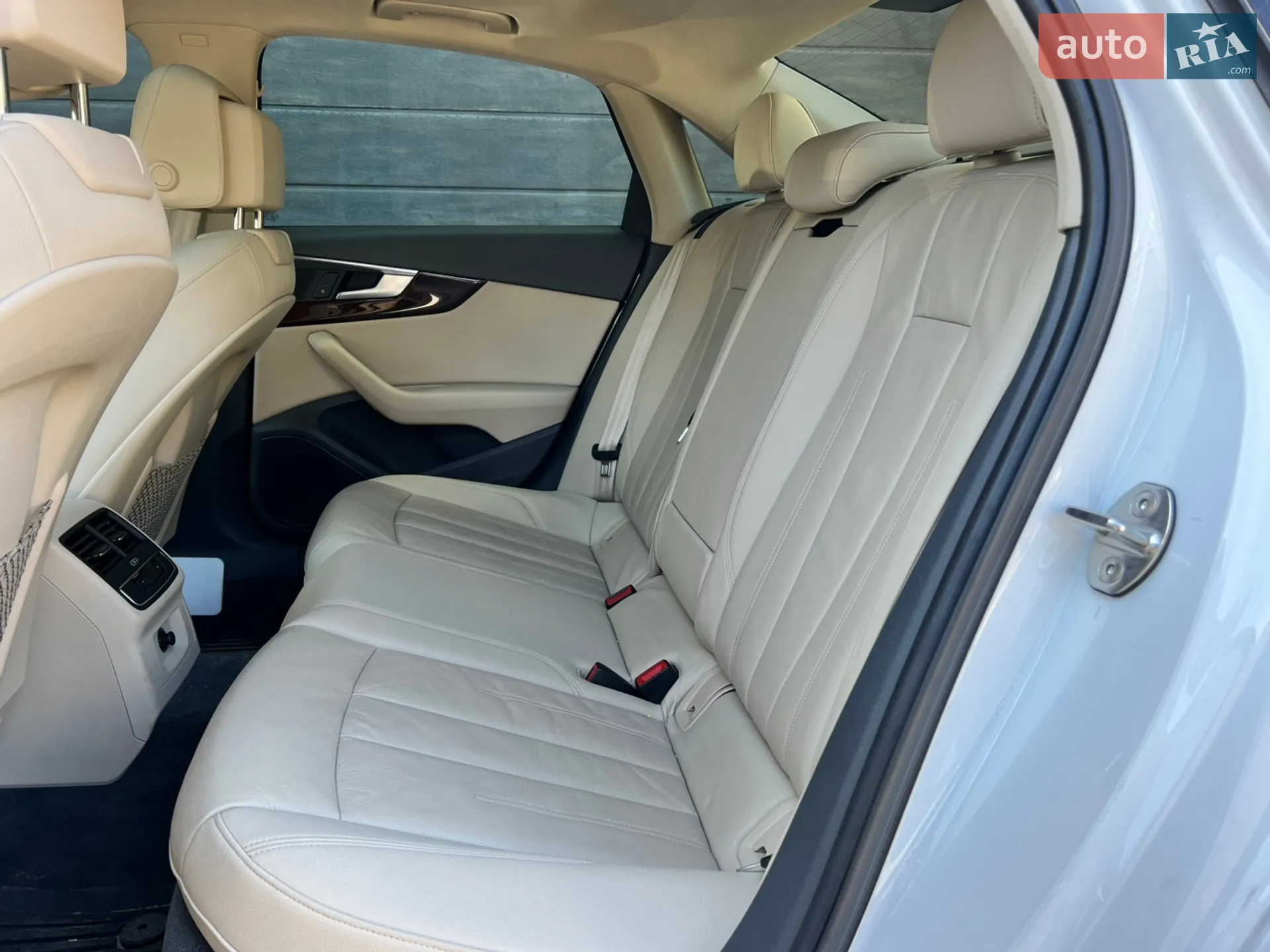 2016 Audi A4 - мініатюра 23