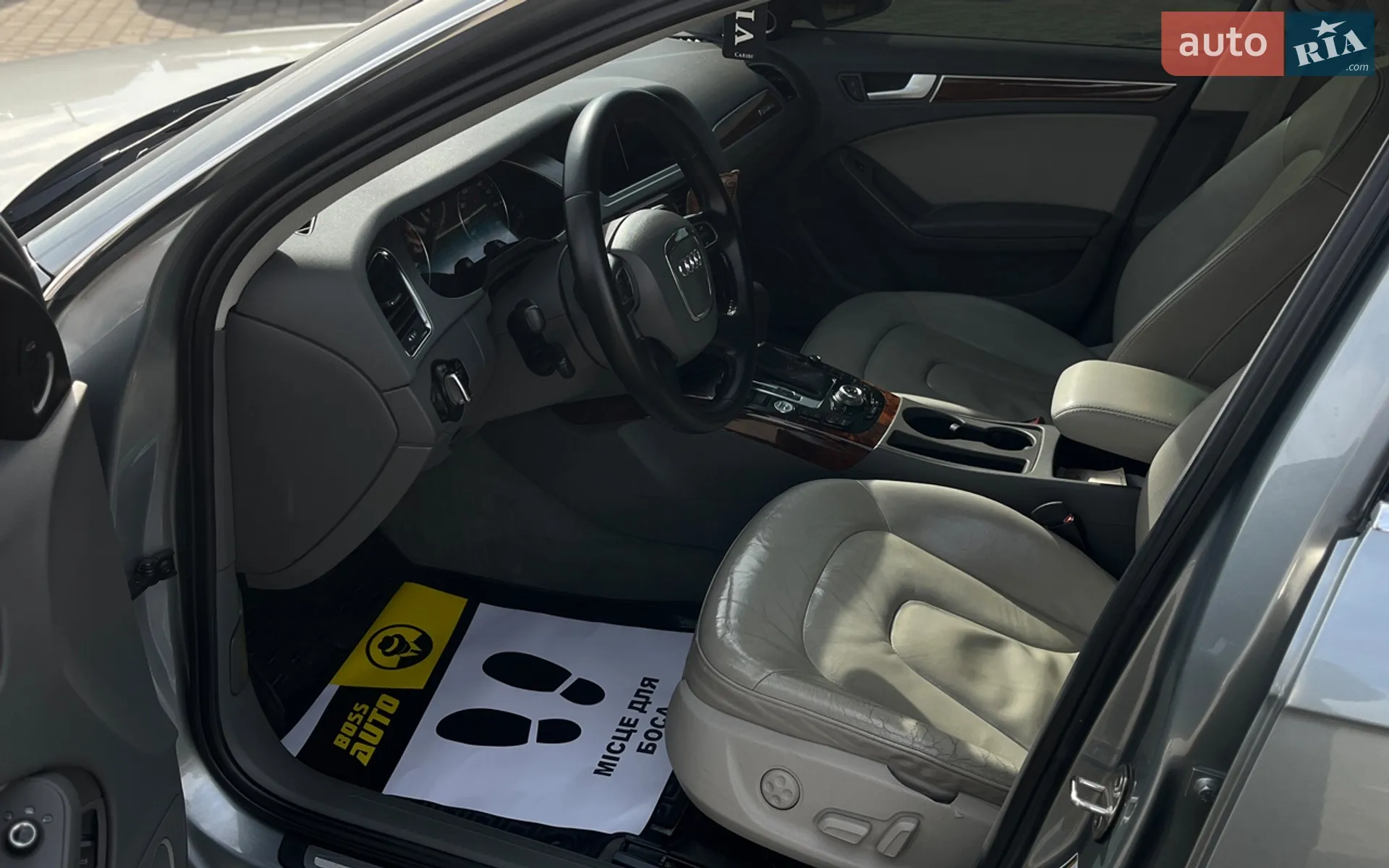 2010 Audi A4 - мініатюра 9