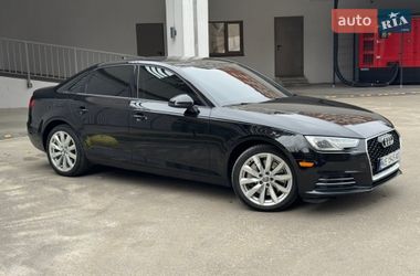 Седан Audi A4 2016 в Дніпрі