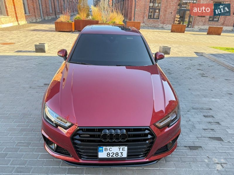 Седан Audi A4 2019 в Чернівцях
