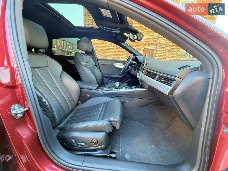 Седан Audi A4 2019 в Чернівцях