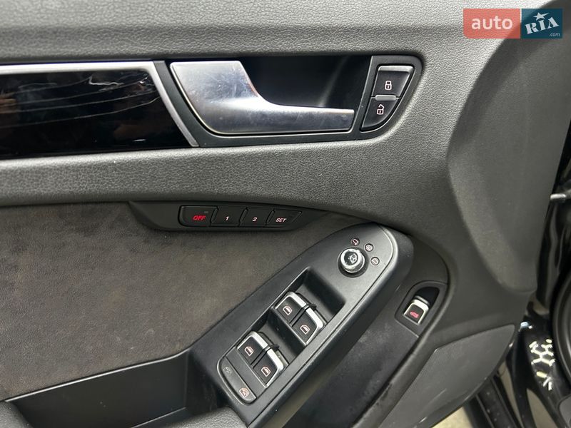 Седан Audi A4 2015 в Черновцах