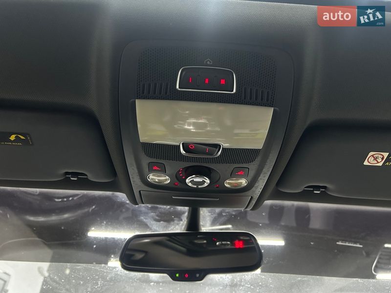 Седан Audi A4 2015 в Черновцах