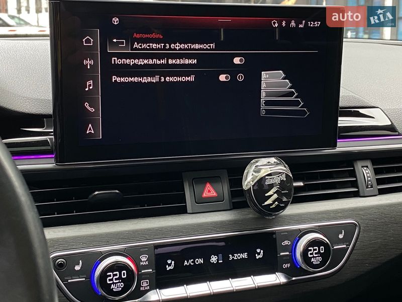 Седан Audi A4 2020 в Києві