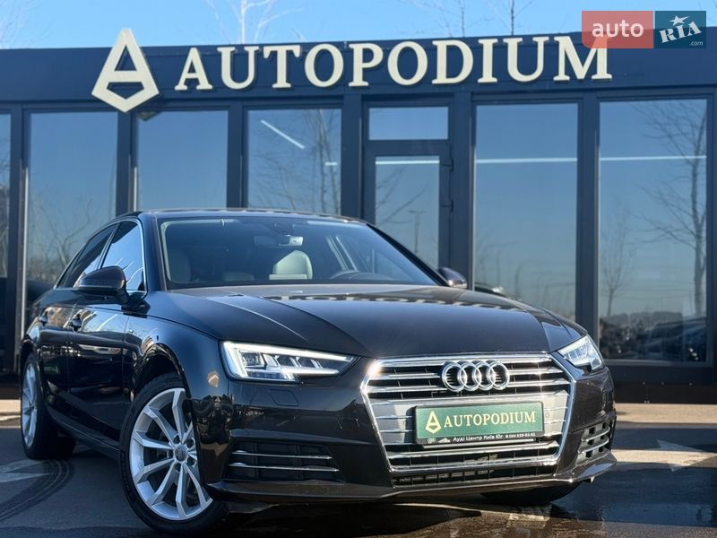 Седан Audi A4 2017 в Киеве