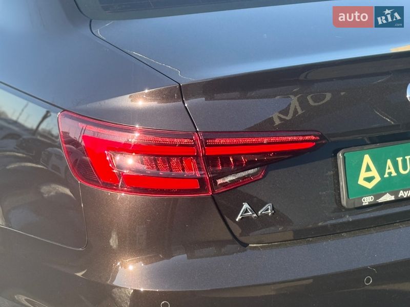Седан Audi A4 2017 в Киеве