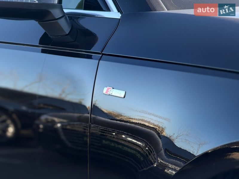 Седан Audi A4 2017 в Киеве