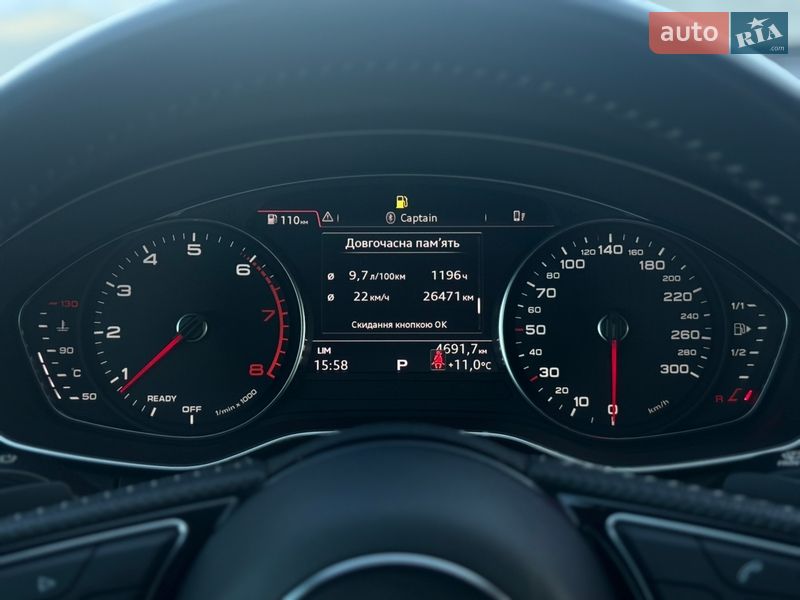 Седан Audi A4 2017 в Киеве