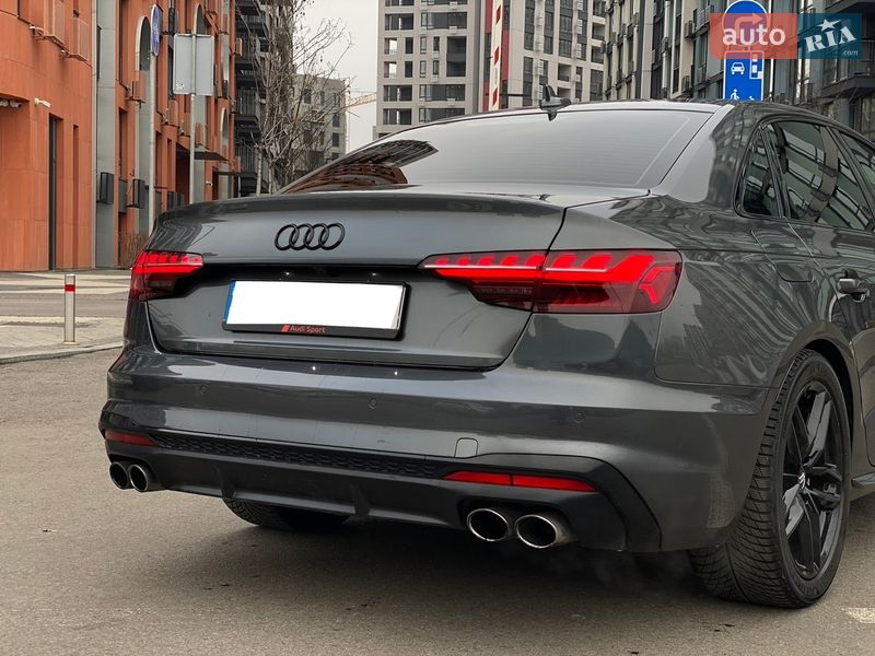 Седан Audi A4 2020 в Києві