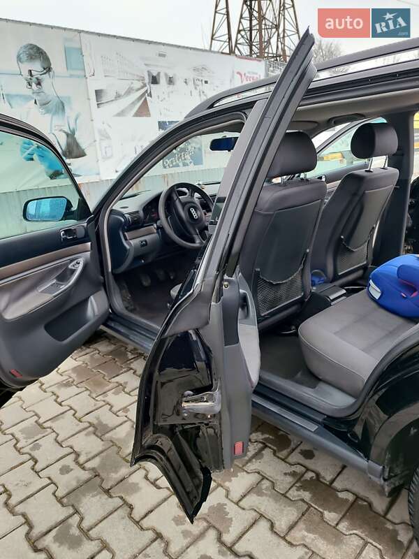 Універсал Audi A4 2000 в Чернівцях