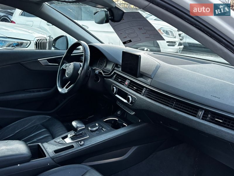 Седан Audi A4 2017 в Стрию
