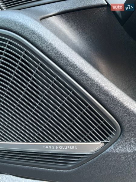 Седан Audi A4 2017 в Кривому Розі