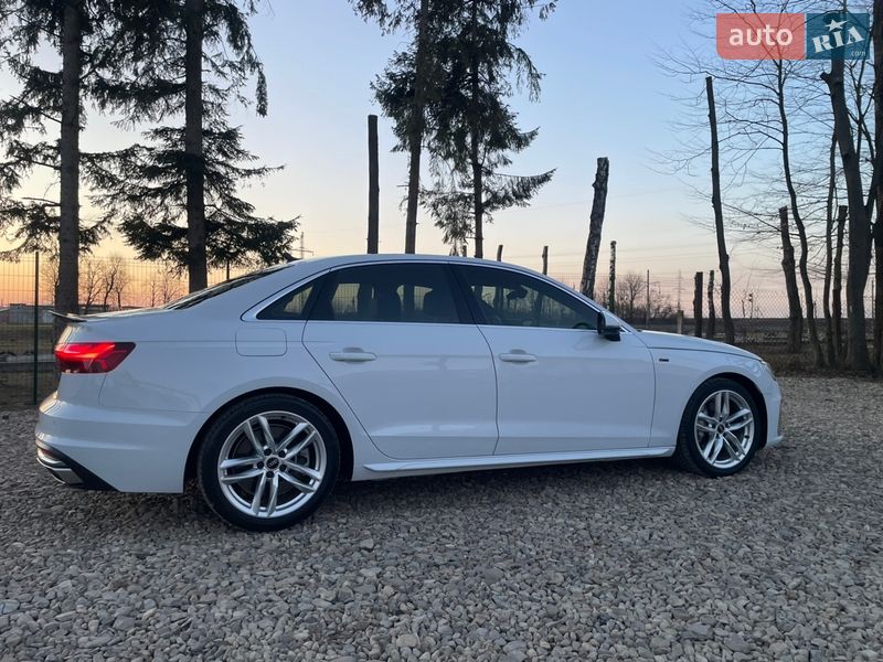 Седан Audi A4 2023 в Стрые