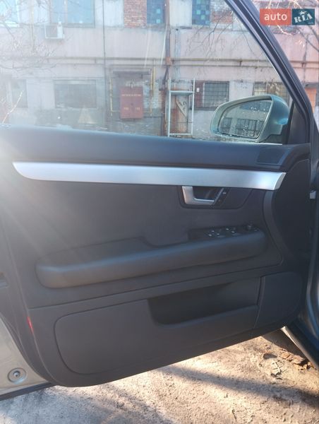 Универсал Audi A4 2005 в Киеве