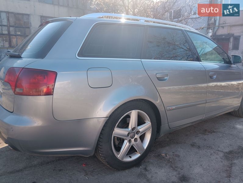 Универсал Audi A4 2005 в Киеве