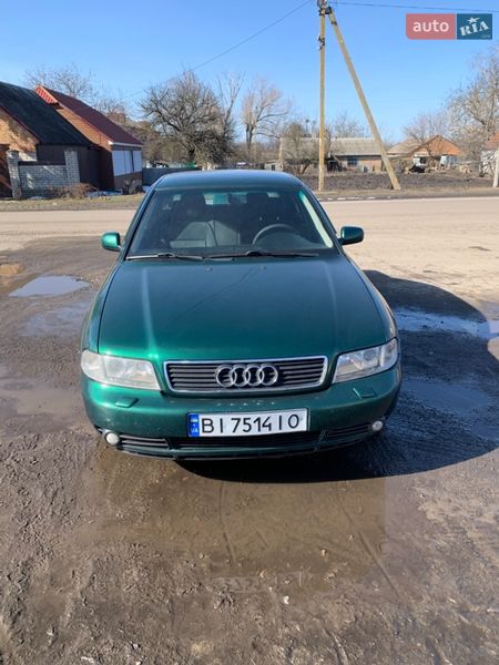 Седан Audi A4 1999 в Шишаки