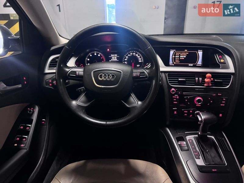 Седан Audi A4 2013 в Виннице