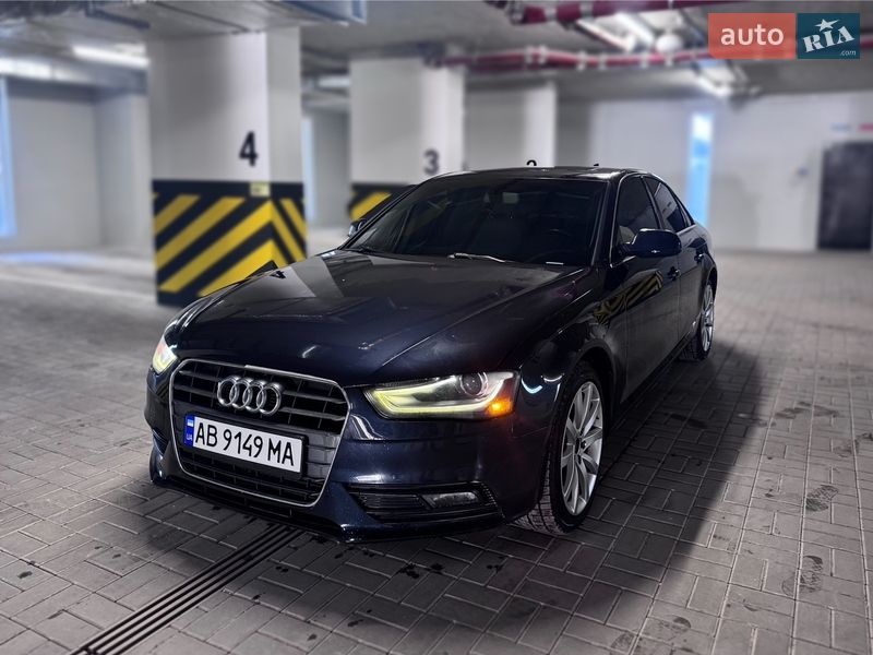 Седан Audi A4 2013 в Виннице