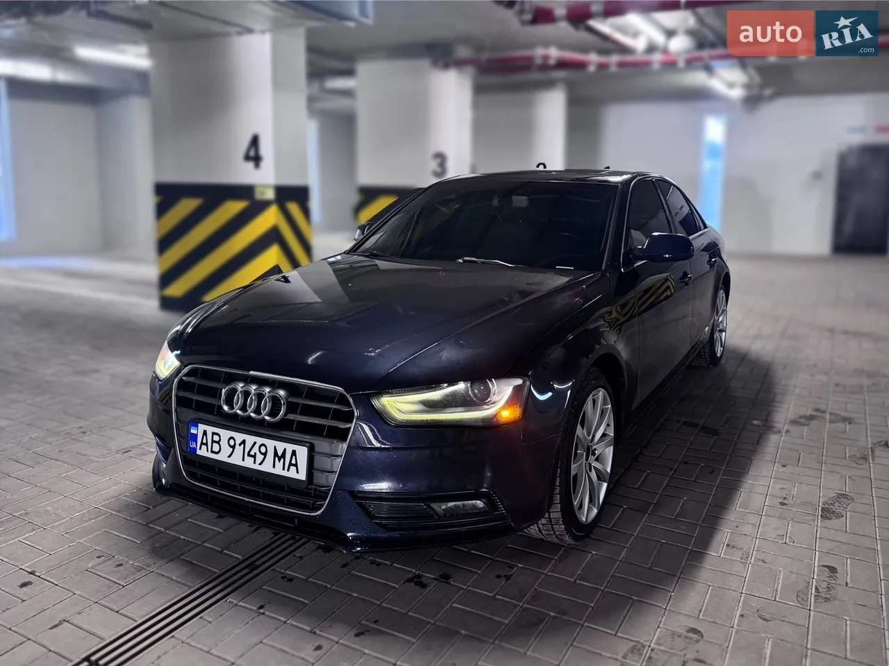 2013 Audi A4 - мініатюра 16