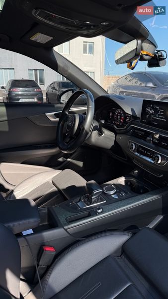 Седан Audi A4 2017 в Днепре