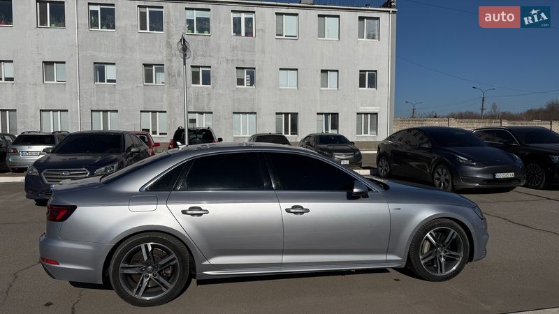 Седан Audi A4 2017 в Днепре