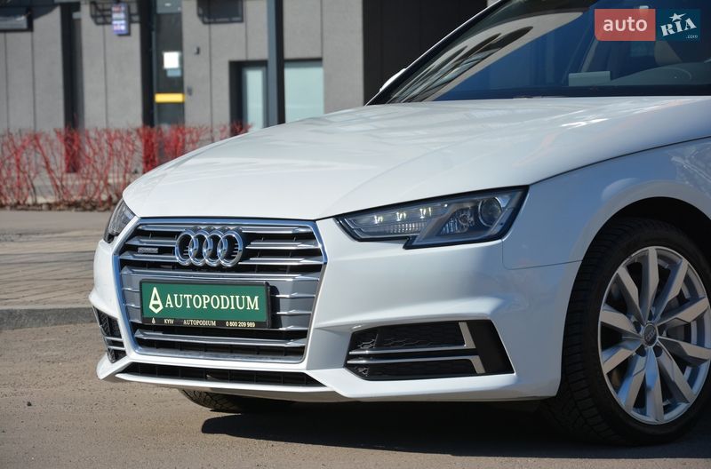 Седан Audi A4 2018 в Киеве