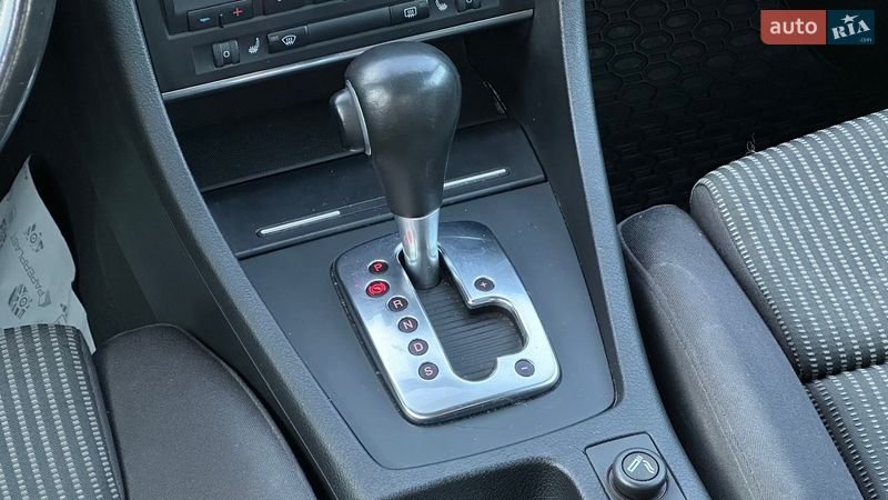 Седан Audi A4 2005 в Самборе