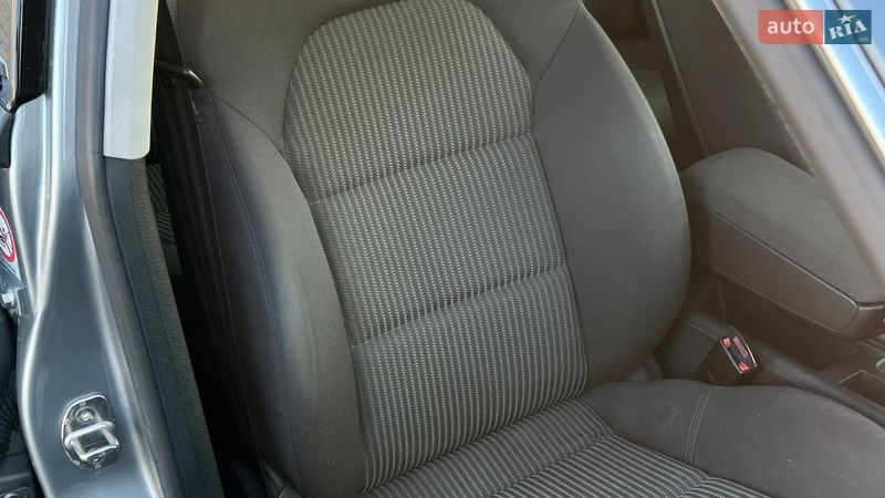 Седан Audi A4 2005 в Самборе