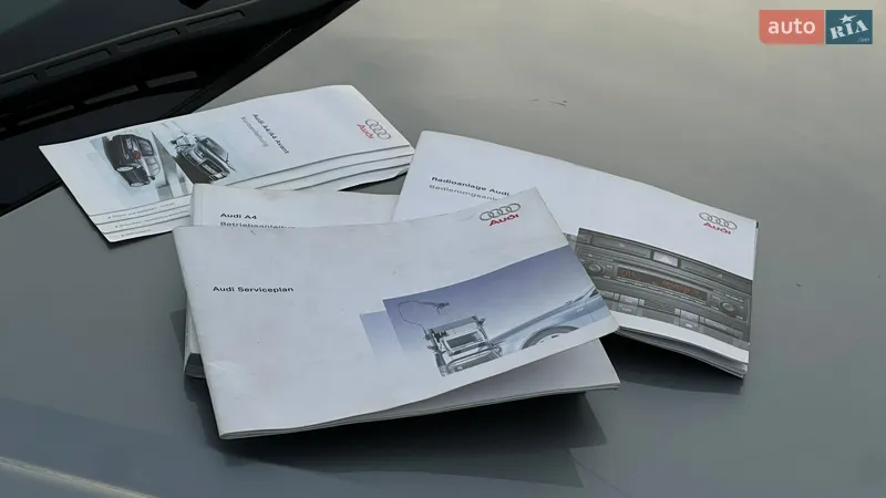 Седан Audi A4 2005 в Самборе документ