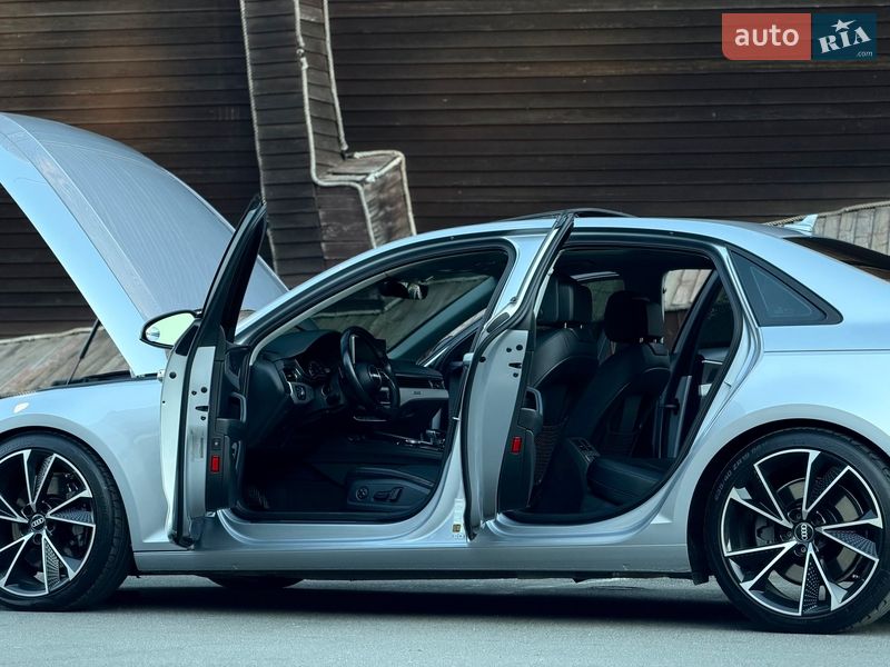 Седан Audi A4 2016 в Одесі